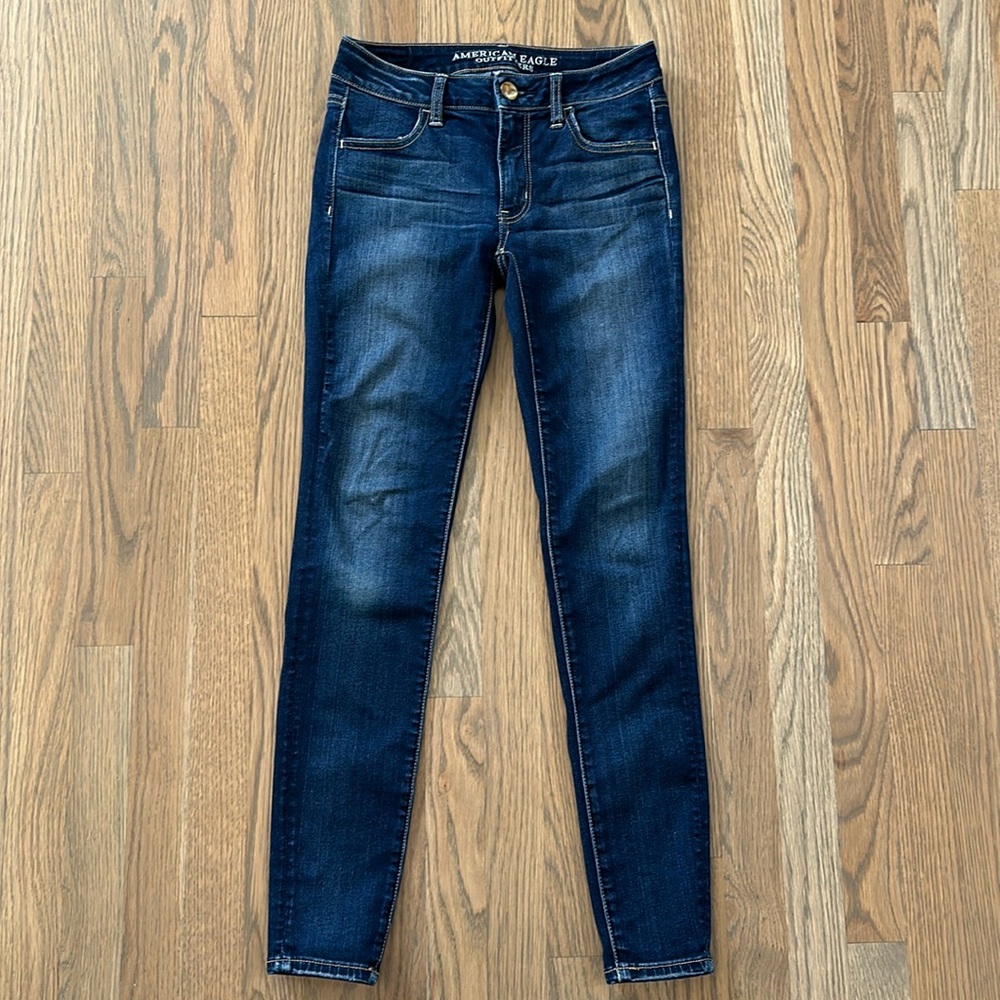 American Eagle Jegging Jeans Women's sz 2 Super Stretch Dark Blue Wash Cotton